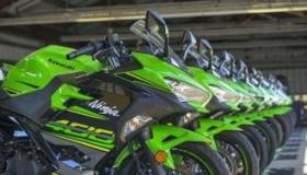 本田CBR400R价格公布：对抗川崎Ninja400的全新选择