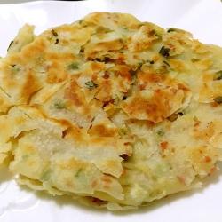 葱花油饼：家常小吃的制作与美味呈现