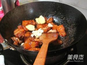 家常烧肉做法：烹饪技巧与美味秘诀