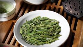 龙井茶：属于绿茶类，品质卓越的珍品