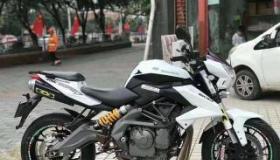 钱江黄龙600cc：高性能重型街车的典范