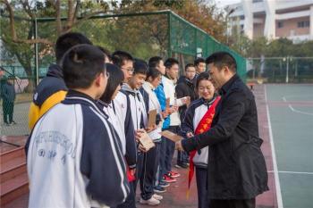 台州回浦中学在2019年台州市重点高中人气排行榜中位列第三